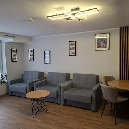 Pod Wieza Cisnien Apartamento *